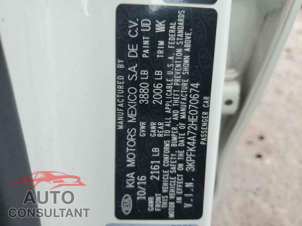 KIA FORTE 2017 - 3KPFK4A72HE070674