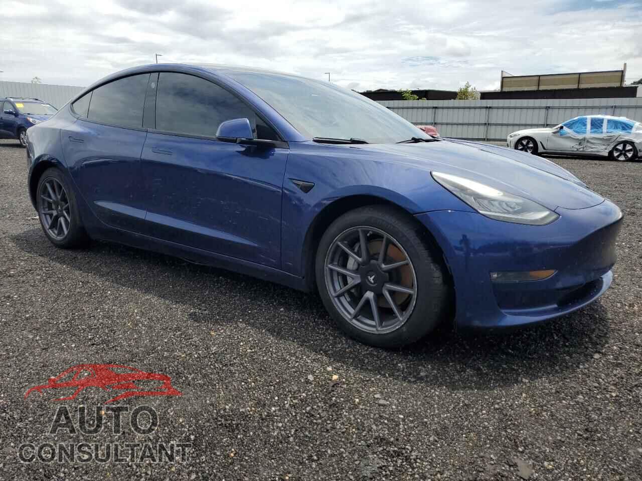 TESLA MODEL 3 2021 - 5YJ3E1EB6MF852682