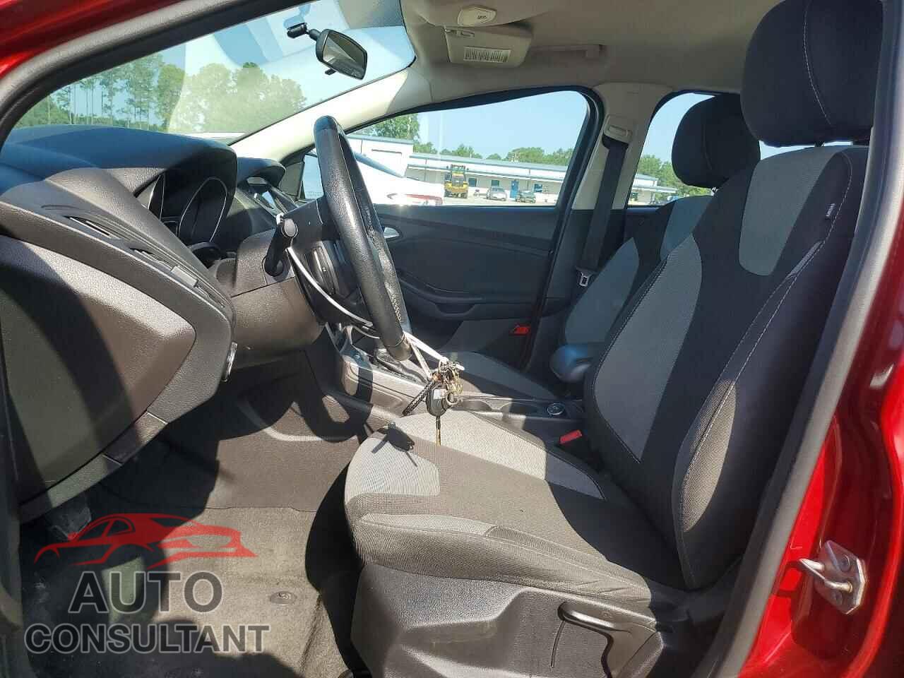 FORD FOCUS 2014 - 1FADP3F20EL286449
