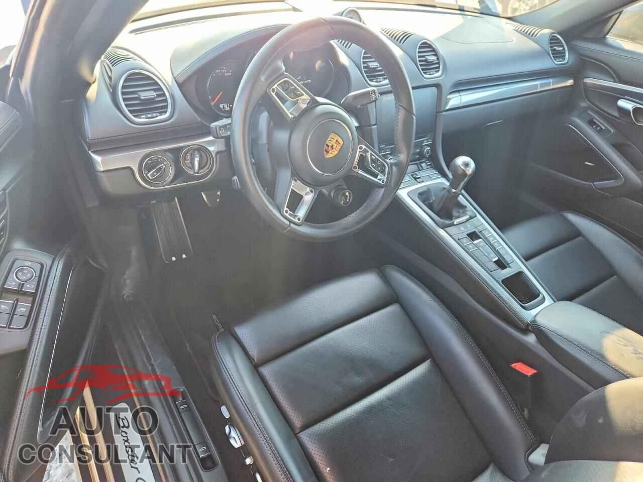 PORSCHE BOXSTER 2022 - WP0CD2A89NS228740