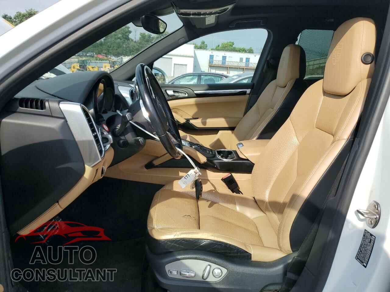 PORSCHE CAYENNE 2017 - WP1AA2A2XHKA88079
