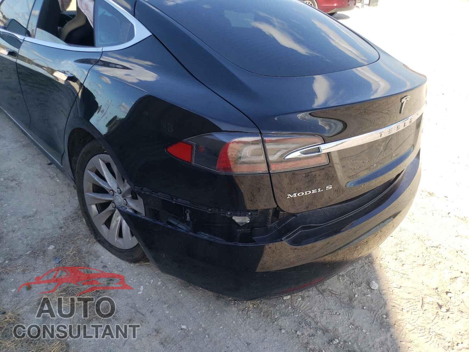 TESLA MODEL S 2016 - 5YJSA1E18GF158496