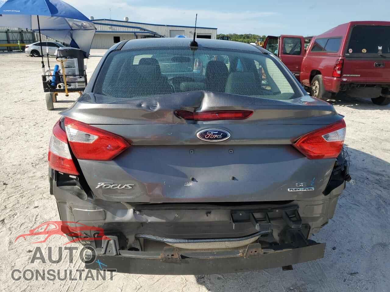 FORD FOCUS 2014 - 1FADP3F20EL447365