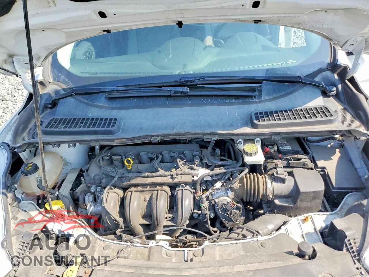 FORD ESCAPE 2017 - 1FMCU0F75HUB97897