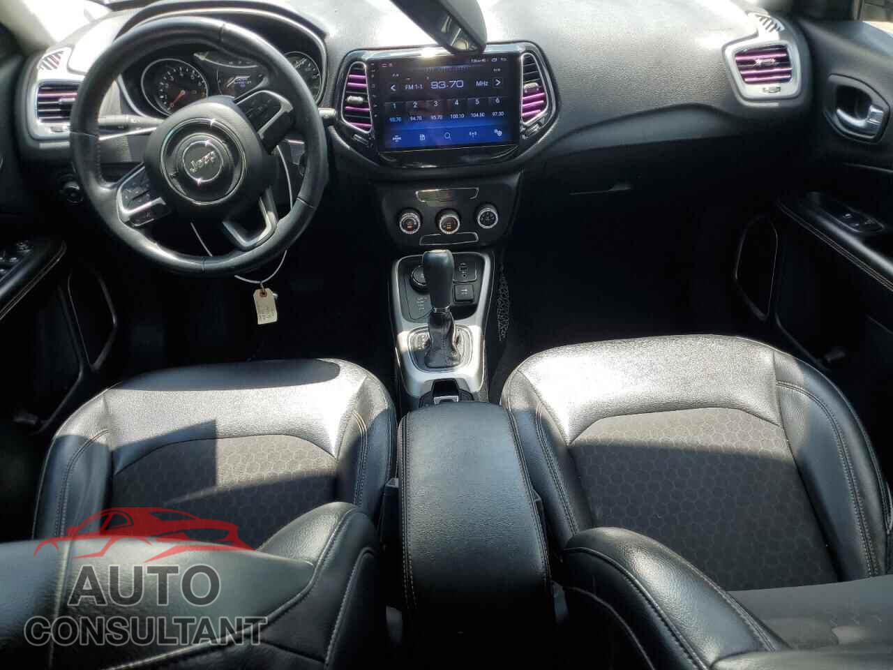 JEEP COMPASS 2018 - 3C4NJDBB1JT144069