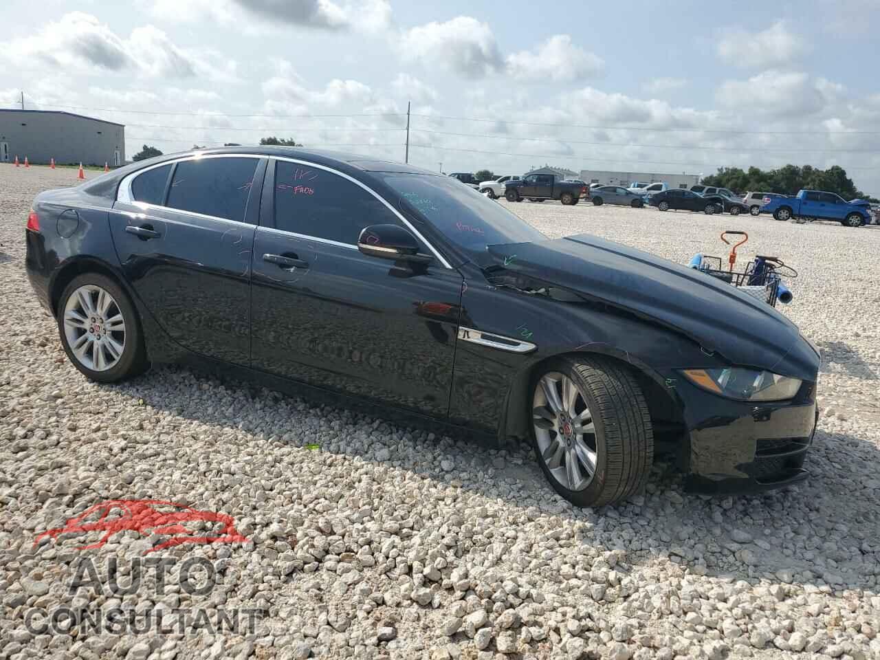 JAGUAR XE 2019 - SAJAR4FX5KCP52429