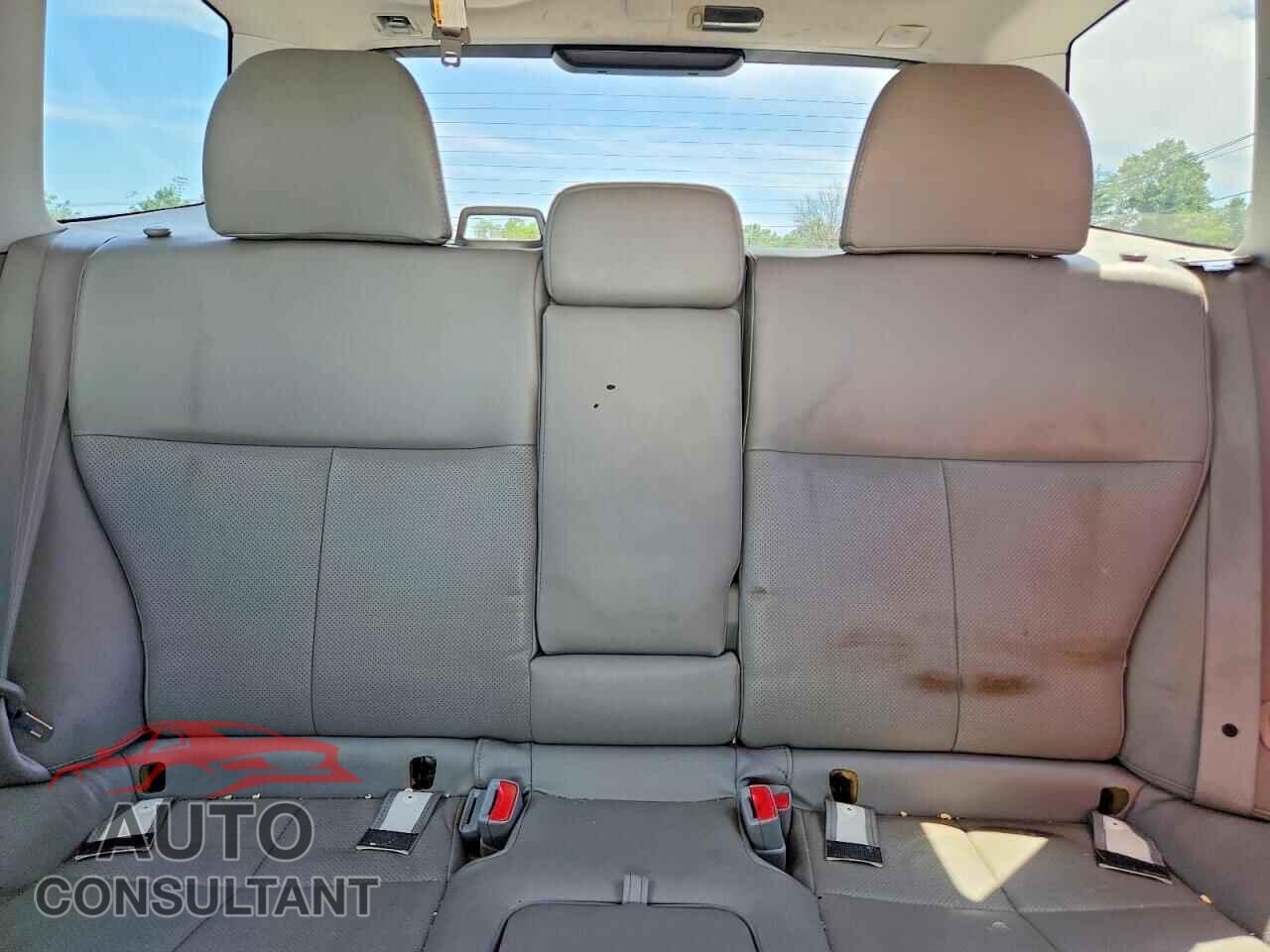 SUBARU FORESTER 2013 - JF2SHAEC2DH439350