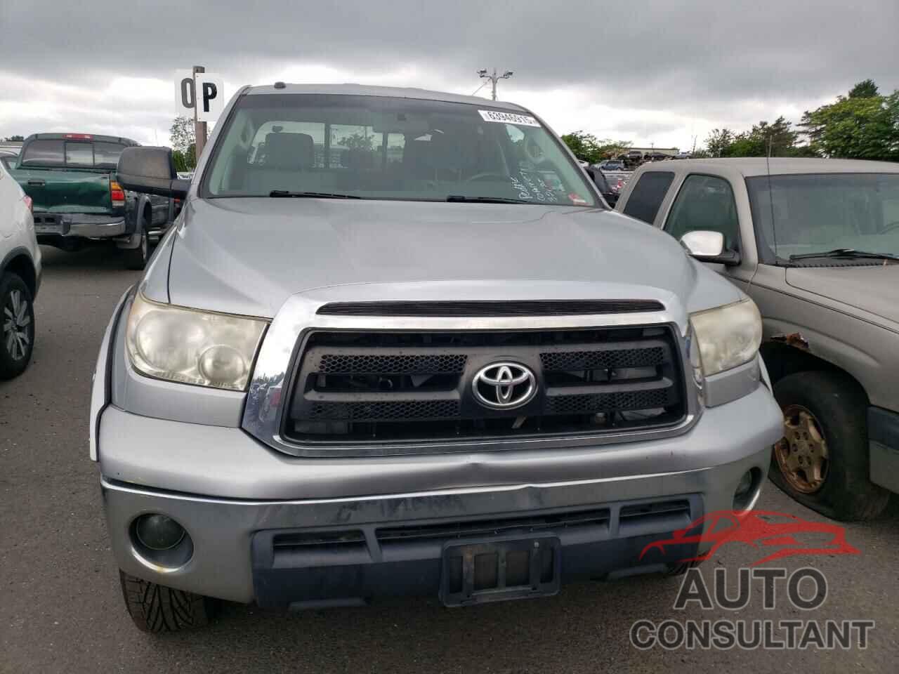 TOYOTA TUNDRA 2013 - 5TFUM5F12DX049541