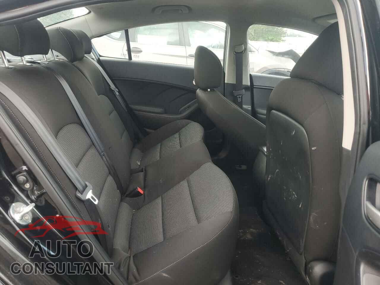 KIA FORTE 2017 - 3KPFK4A77HE079029