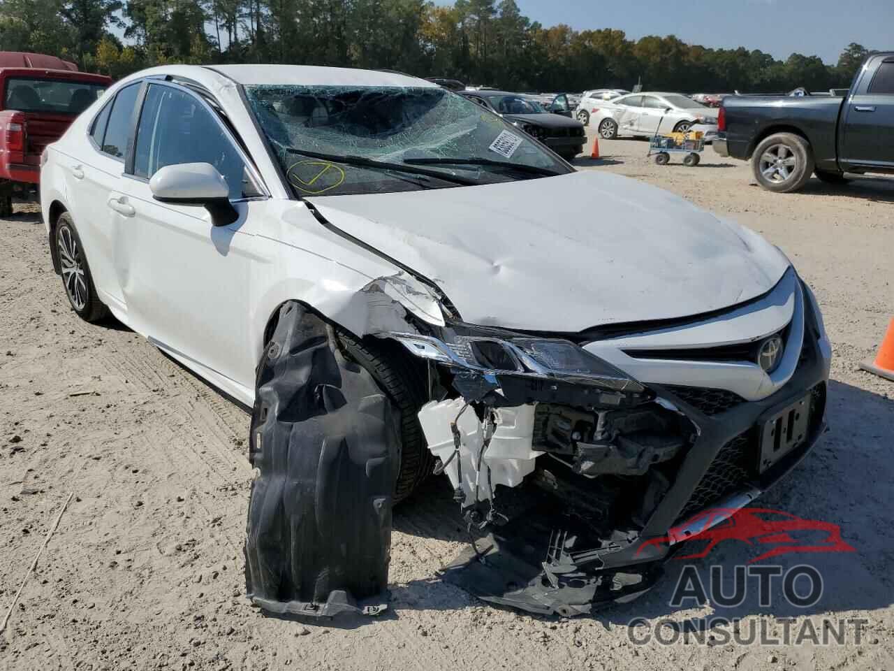 TOYOTA CAMRY 2019 - 4T1B11HK2KU250008