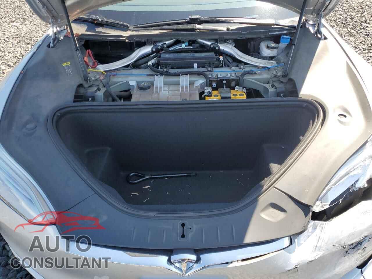 TESLA MODEL S 2017 - 5YJSA1E24HF228585