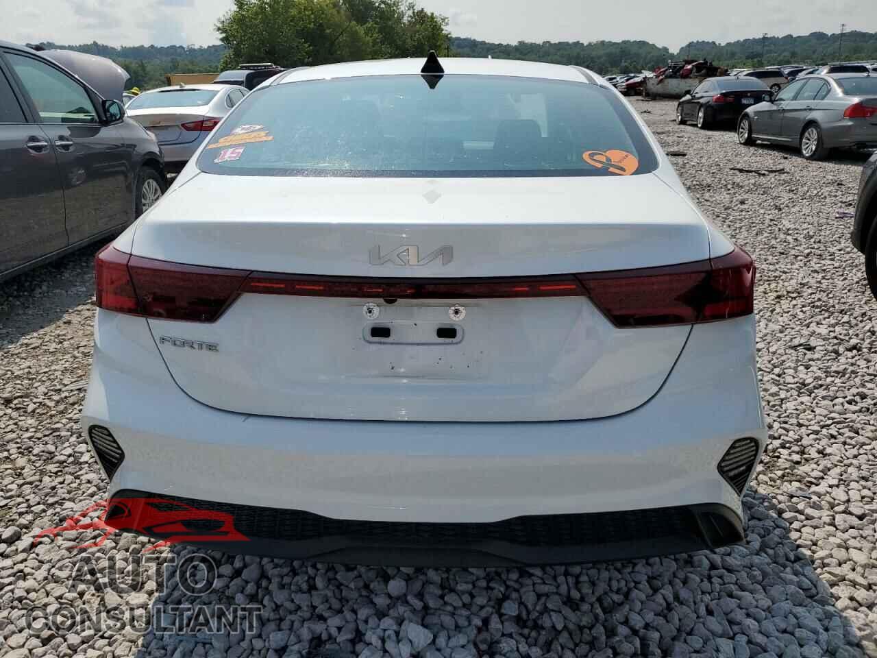 KIA FORTE 2023 - 3KPF24AD4PE669645