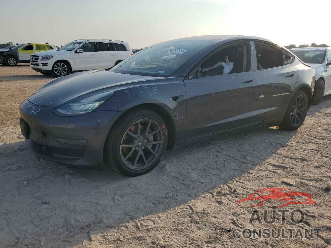 TESLA MODEL 3 2019 - 5YJ3E1EB0KF432798