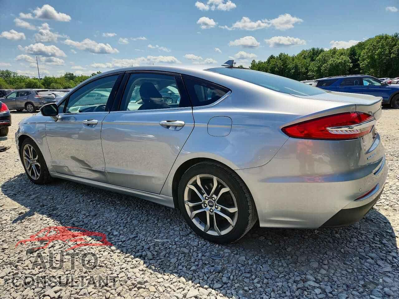 FORD FUSION 2020 - 3FA6P0CD2LR195890