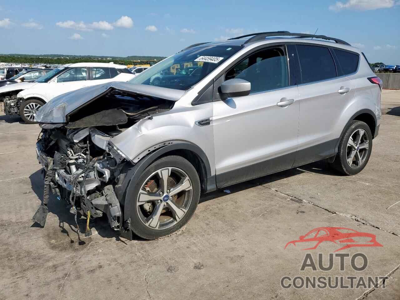 FORD ESCAPE 2018 - 1FMCU0HD1JUC18852