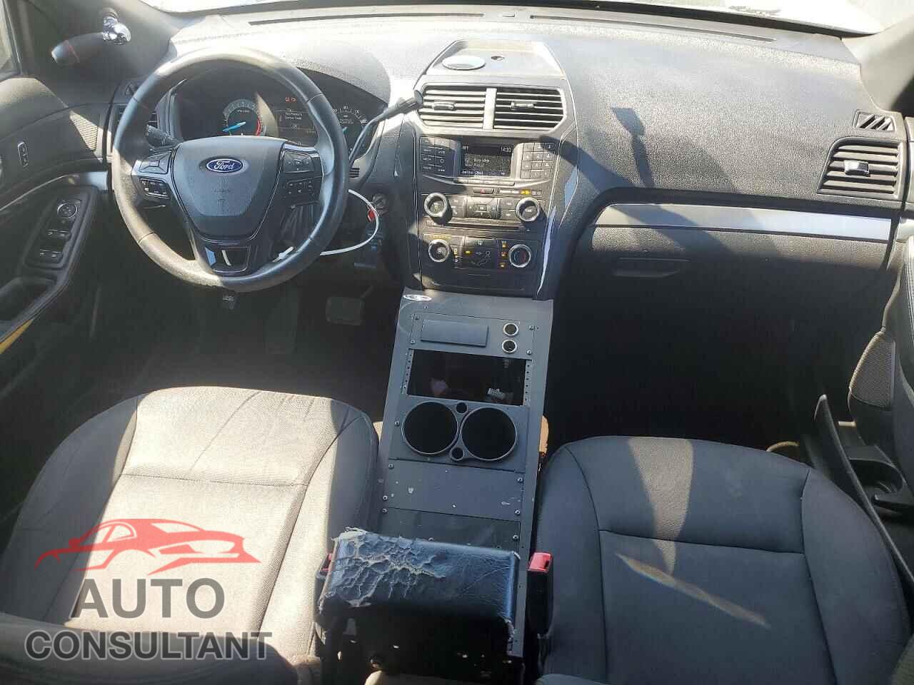 FORD EXPLORER 2018 - 1FM5K8AR7JGB58657