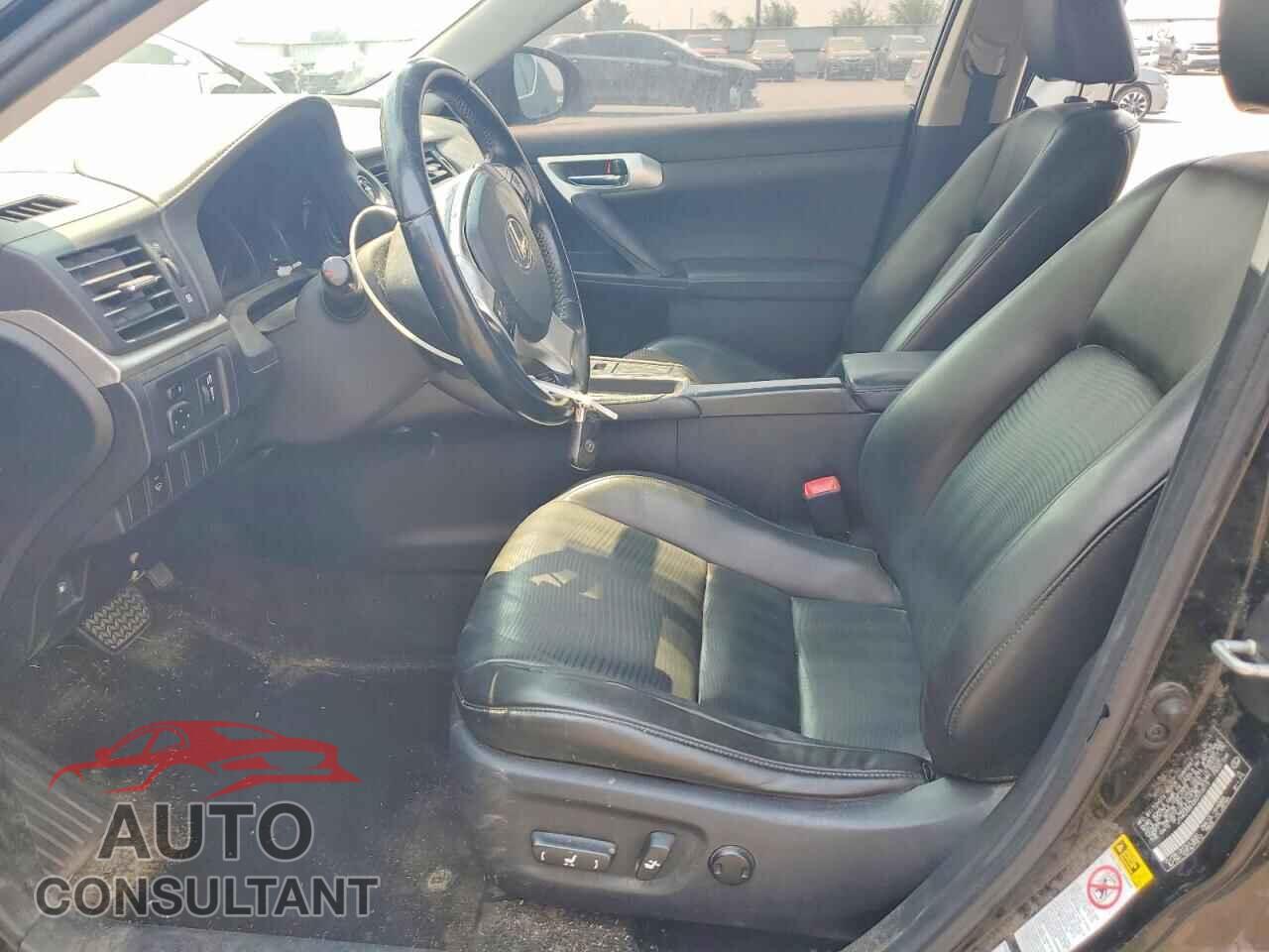 LEXUS CT 200 2011 - JTHKD5BH2B2010015