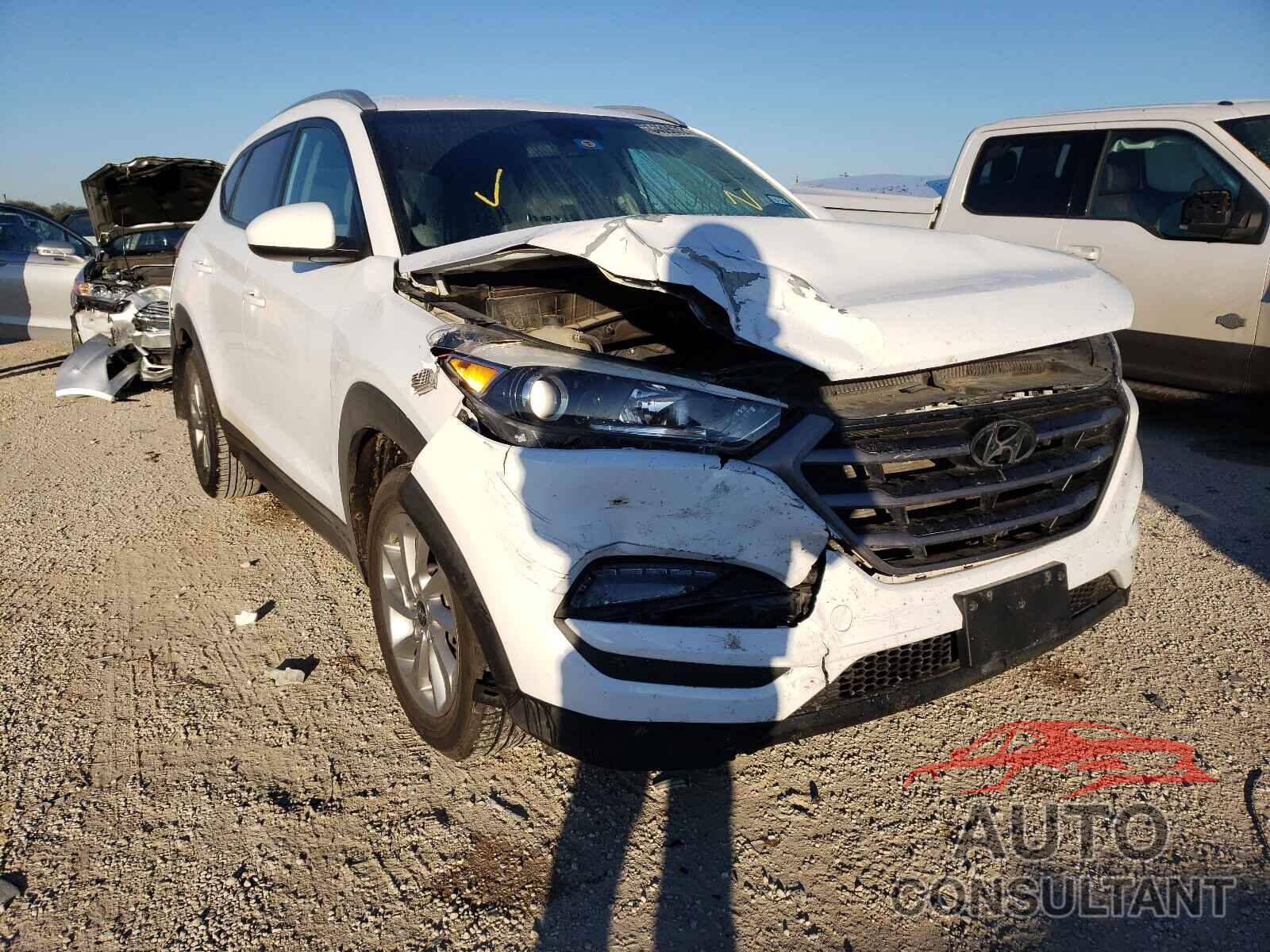 HYUNDAI TUCSON 2016 - KM8J33A40GU072619
