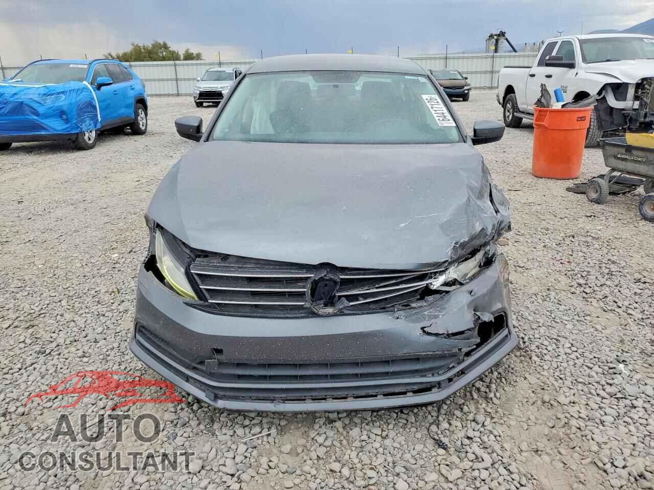 VOLKSWAGEN JETTA 2017 - 3VW2B7AJ9HM399693