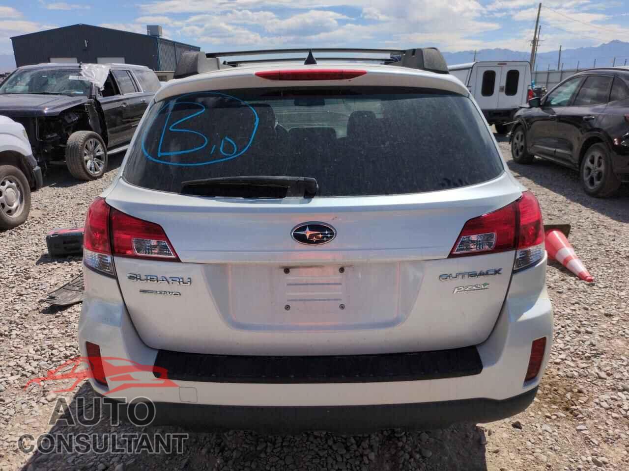 SUBARU OUTBACK 2014 - 4S4BRBCC9E3307930