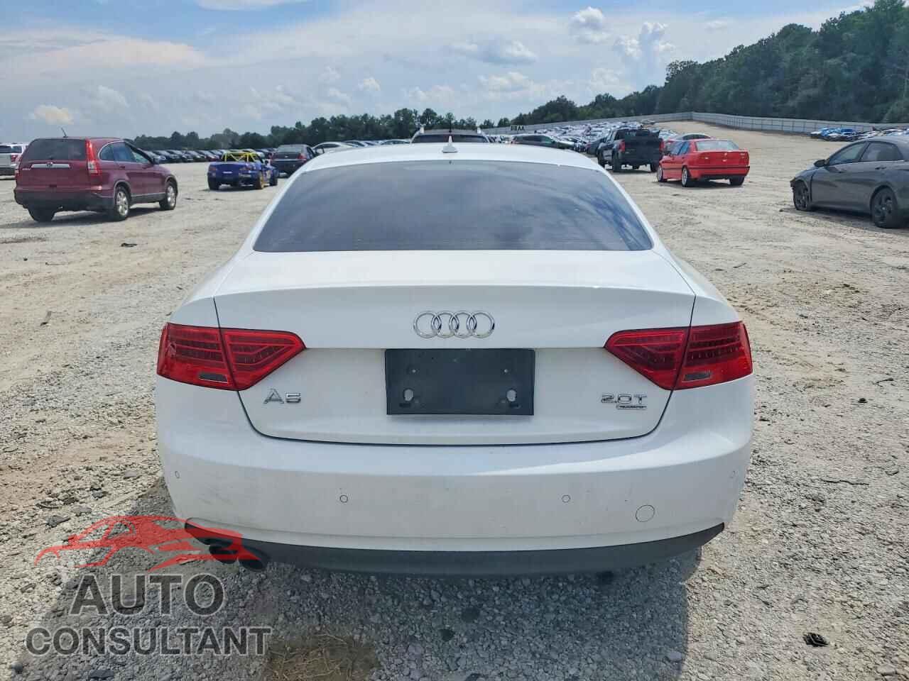 AUDI A5 2013 - WAULFAFR3DA028640