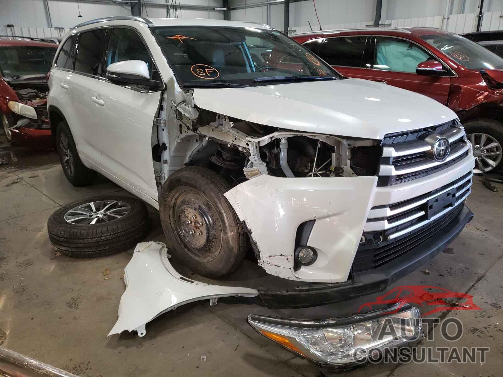 TOYOTA HIGHLANDER 2017 - 5TDJZRFH3HS517975