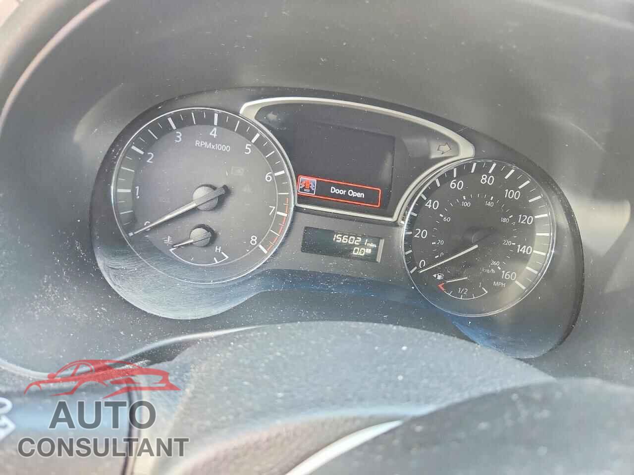 NISSAN PATHFINDER 2015 - 5N1AR2MM5FC684758