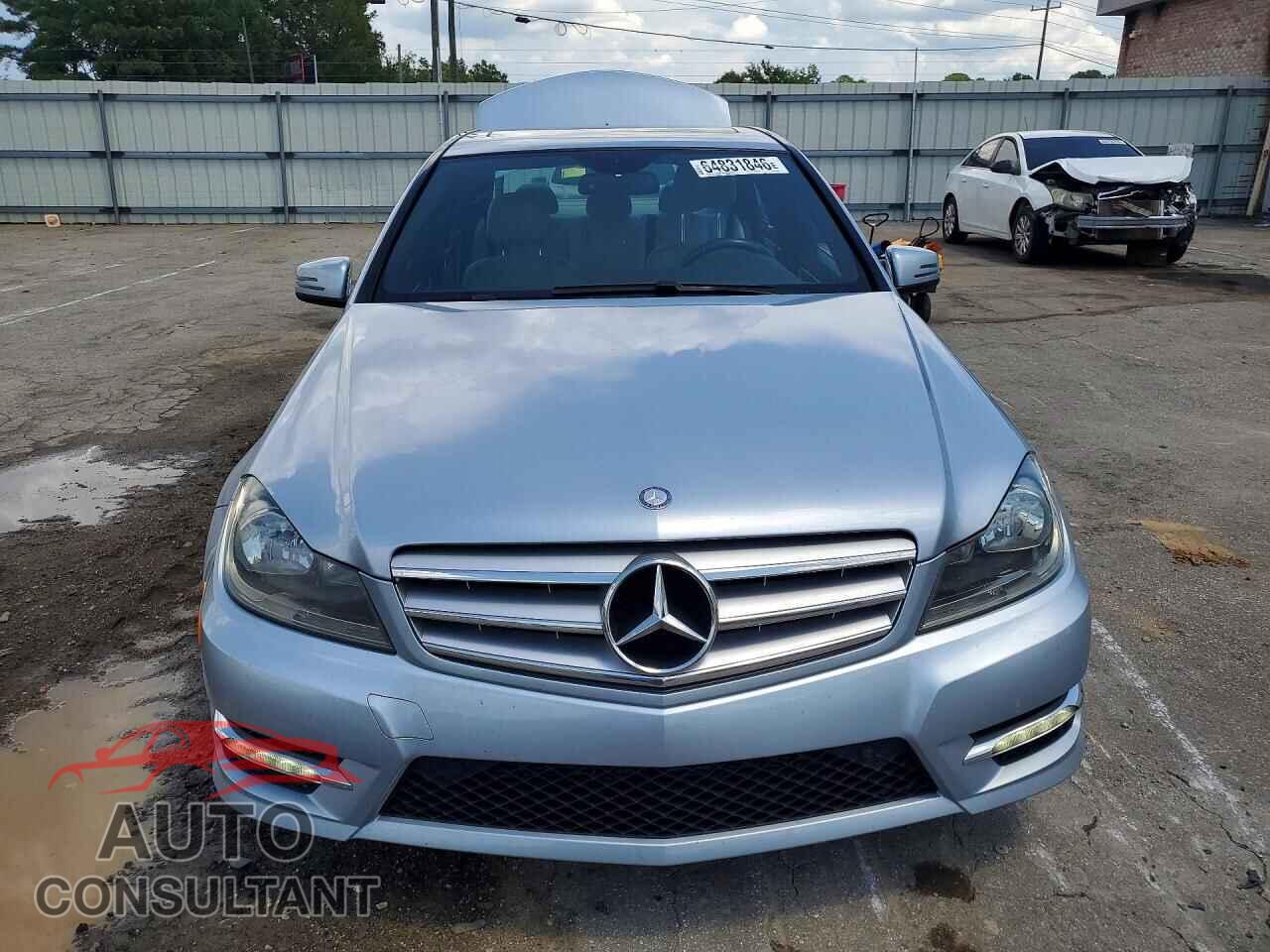 MERCEDES-BENZ C-CLASS 2013 - WDDGF4HB7DA829566