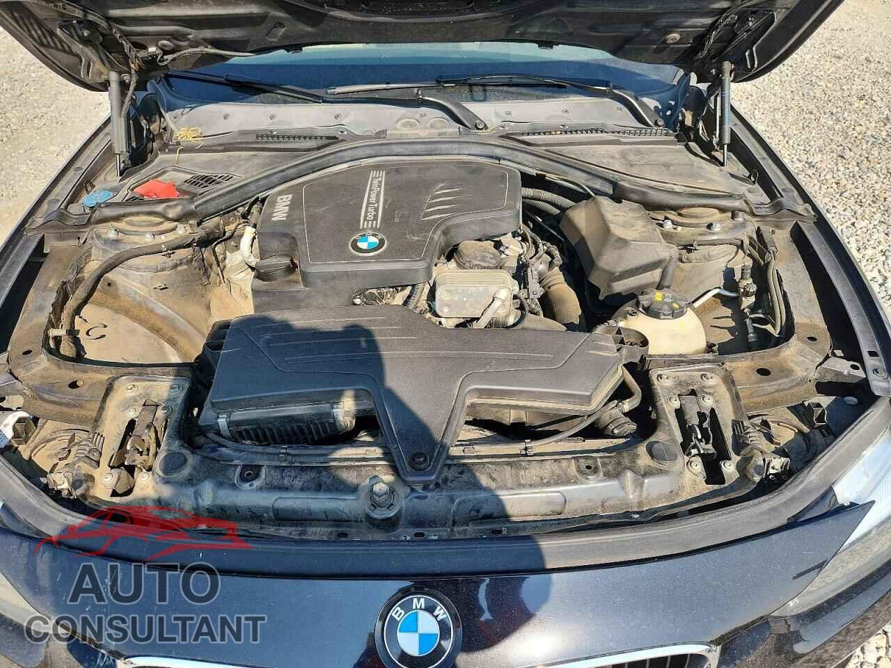 BMW 3 SERIES 2016 - WBA8E5G54GNU22088