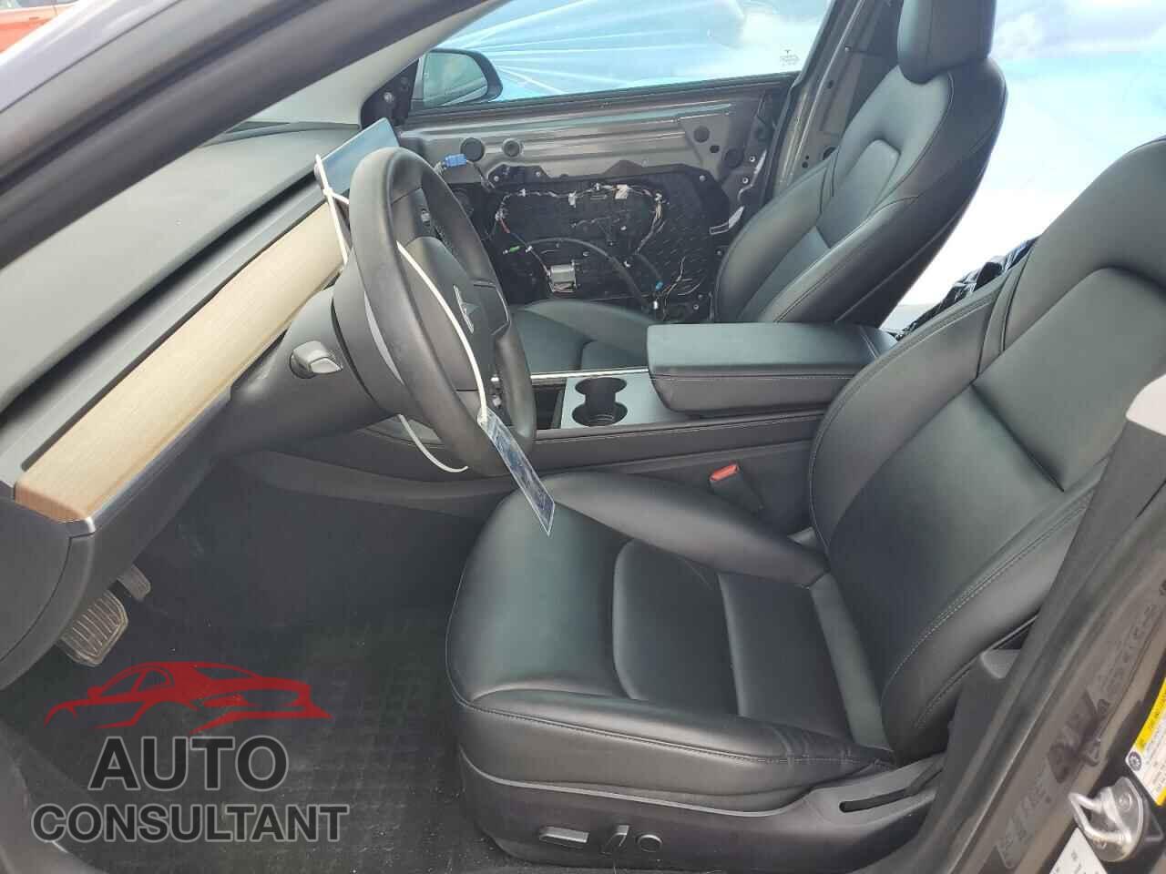TESLA MODEL 3 2021 - 5YJ3E1EA3MF992454