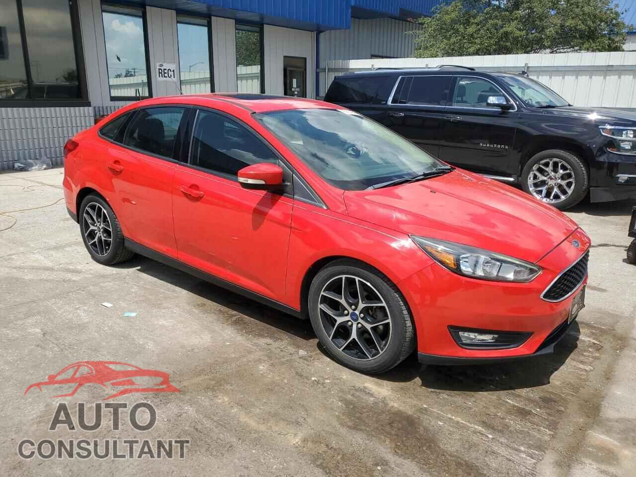 FORD FOCUS 2017 - 1FADP3H26HL224832