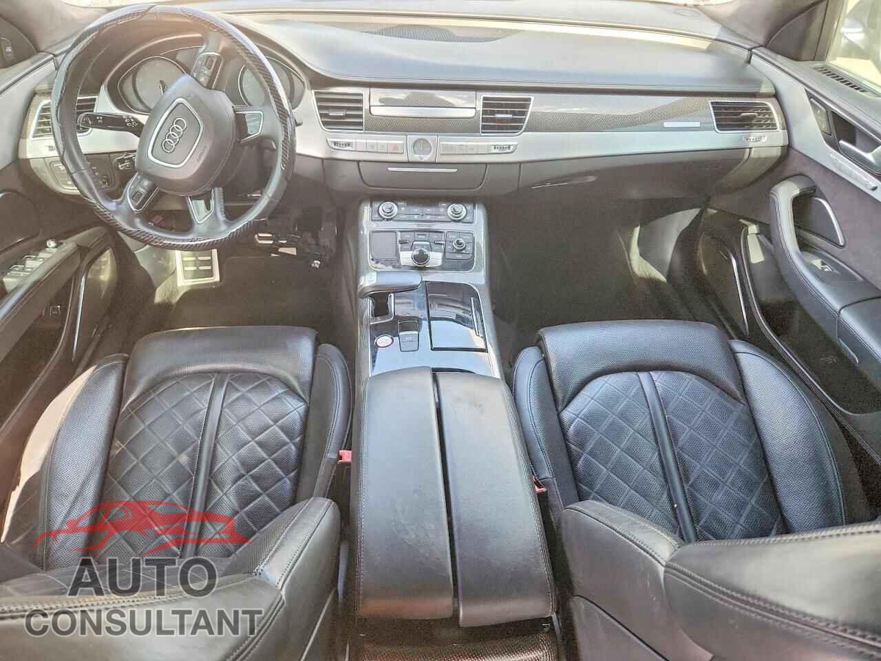 AUDI S8 2014 - WAUD2AFD2EN005686