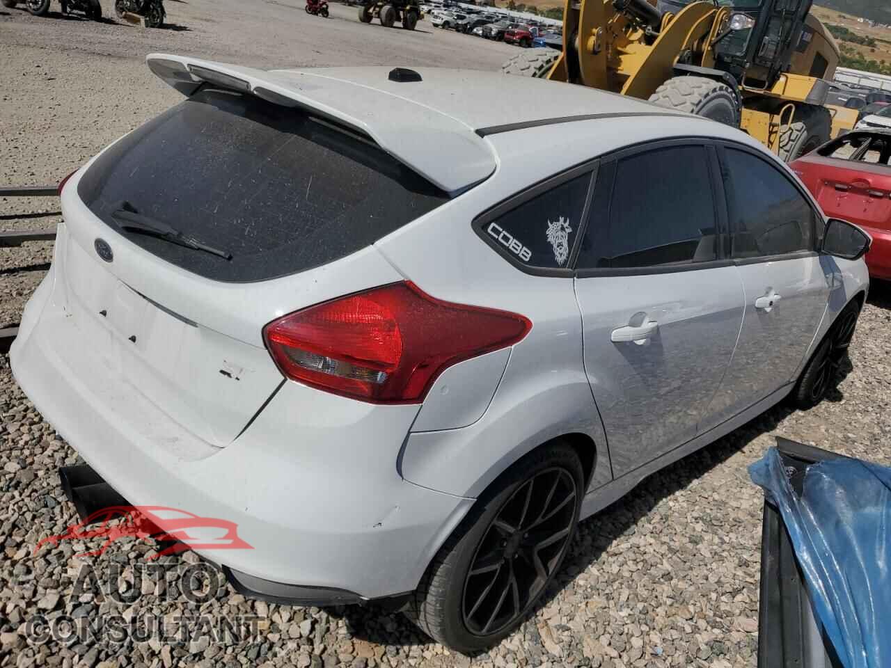 FORD FOCUS 2017 - 1FADP3L94HL343225