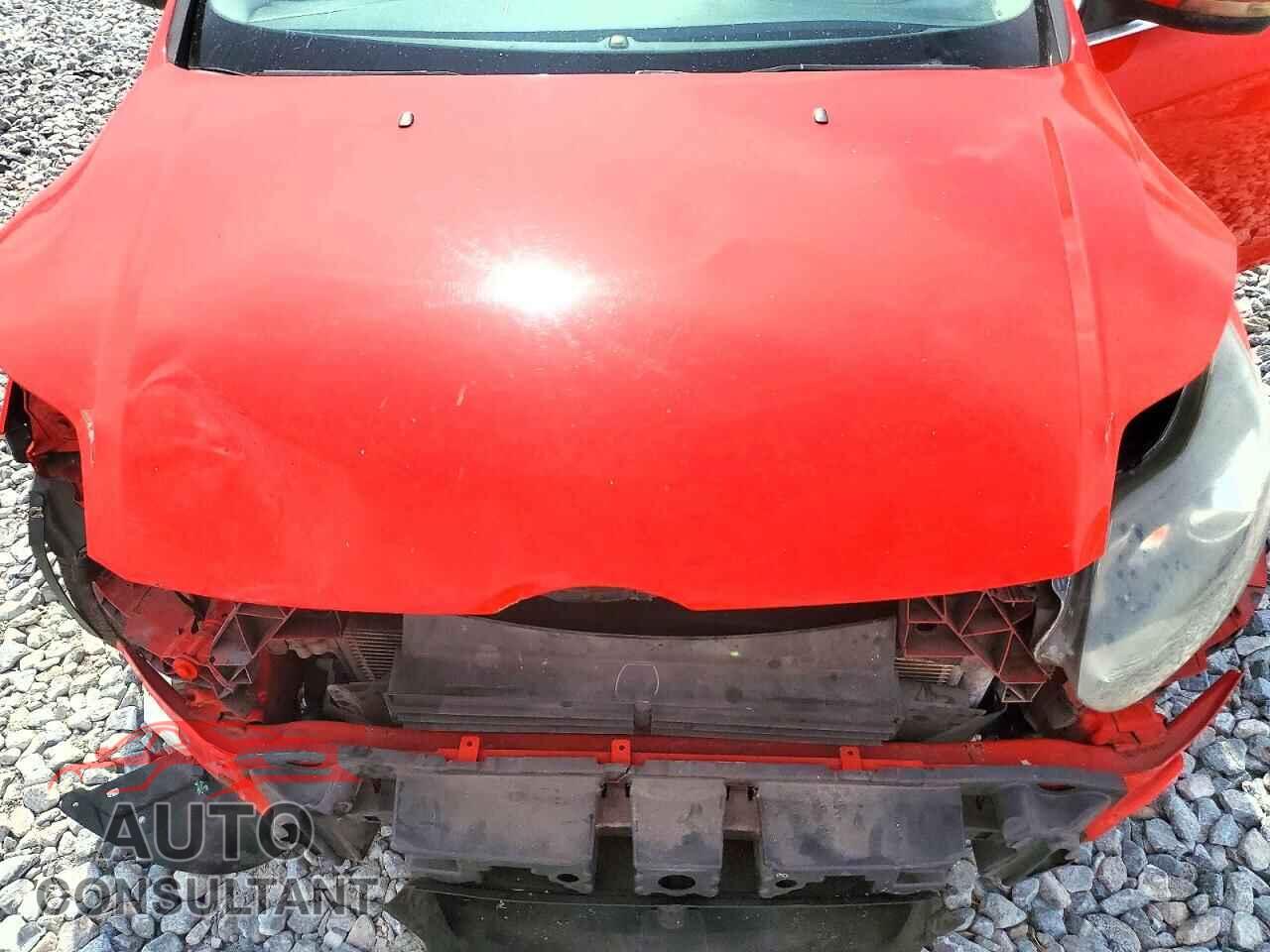 FORD FOCUS 2012 - 1FAHP3H24CL200460