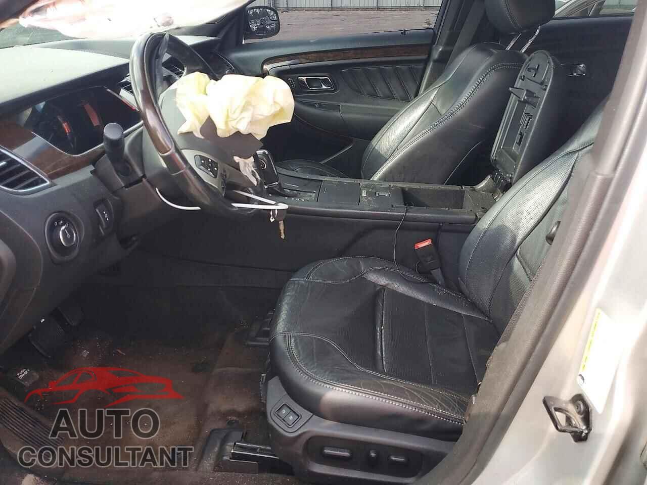 FORD TAURUS 2013 - 1FAHP2F80DG112047