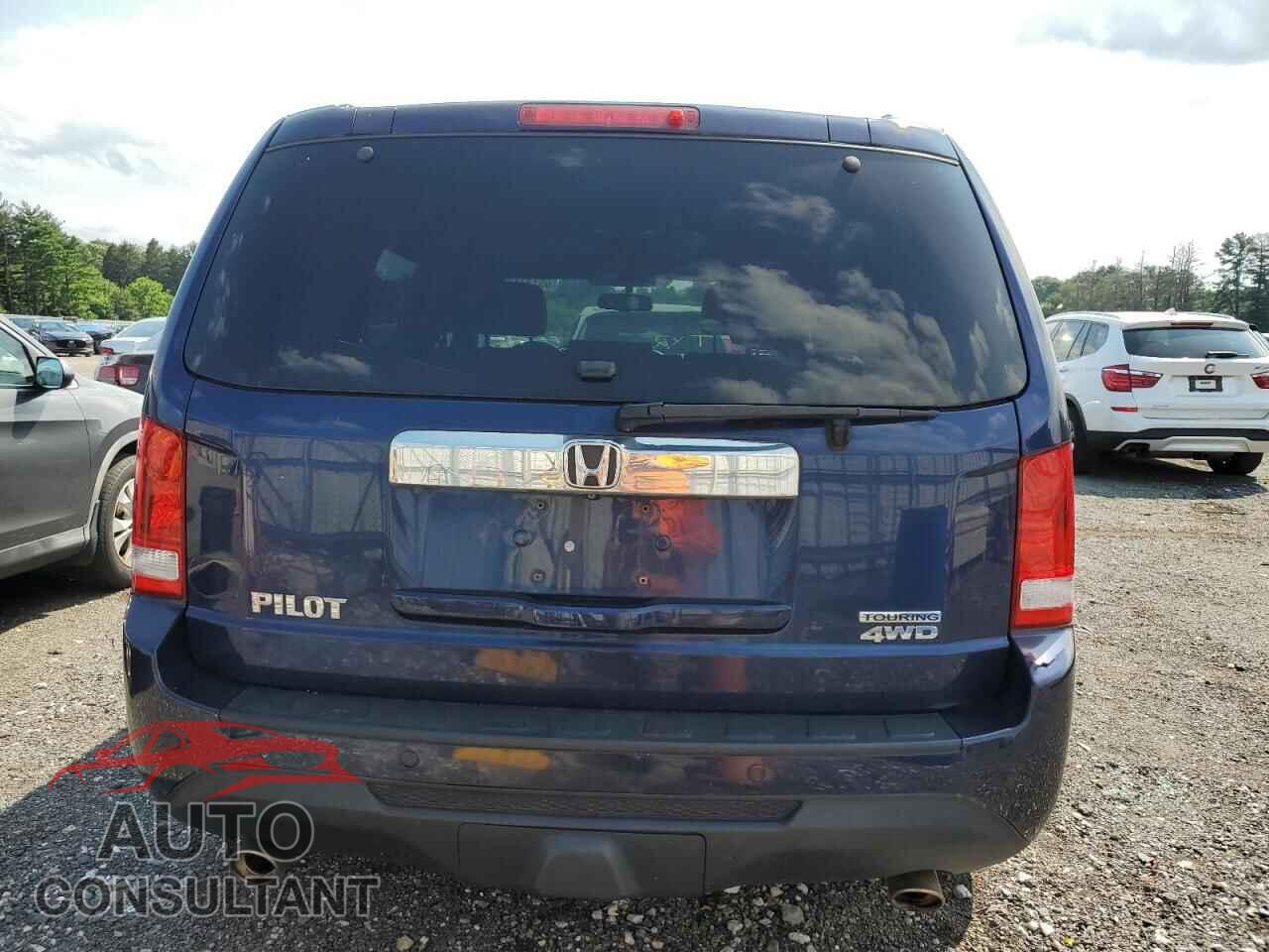 HONDA PILOT 2013 - 5FNYF4H90DB044809