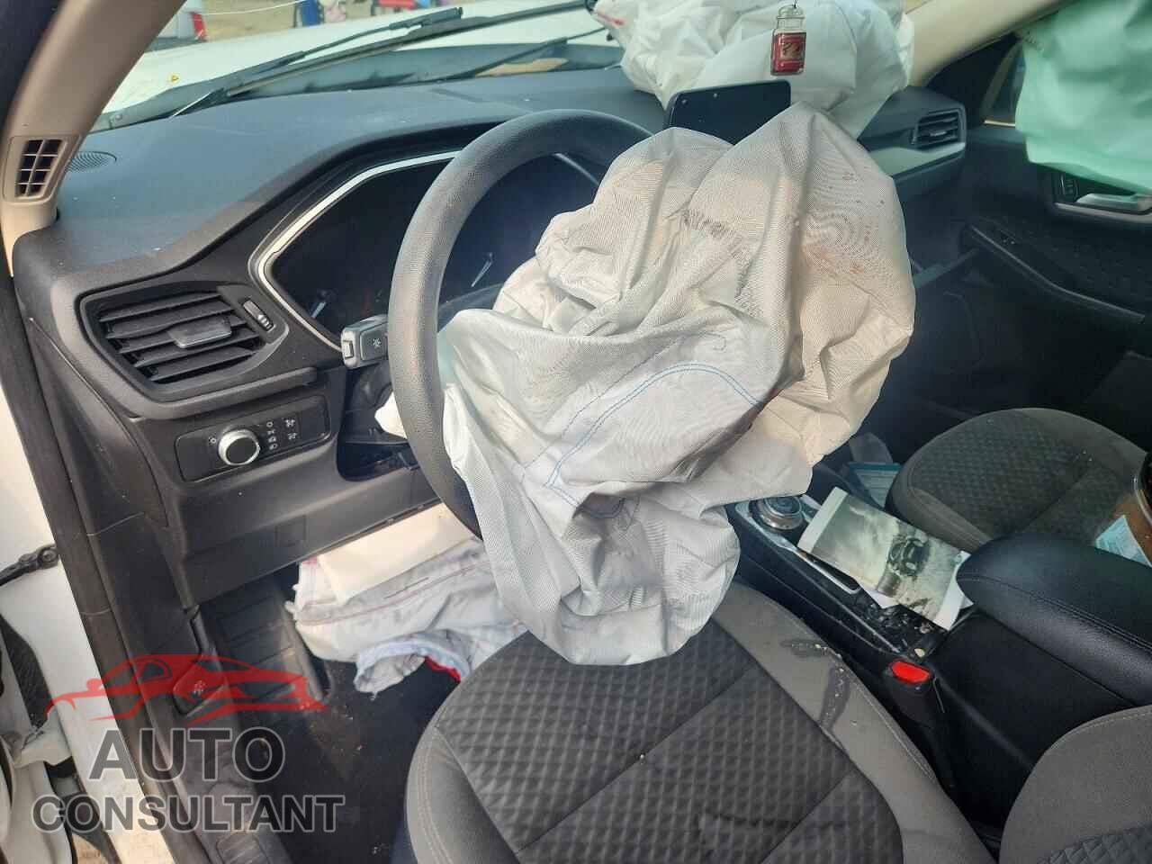 FORD ESCAPE 2020 - 1FMCU0G69LUA99177