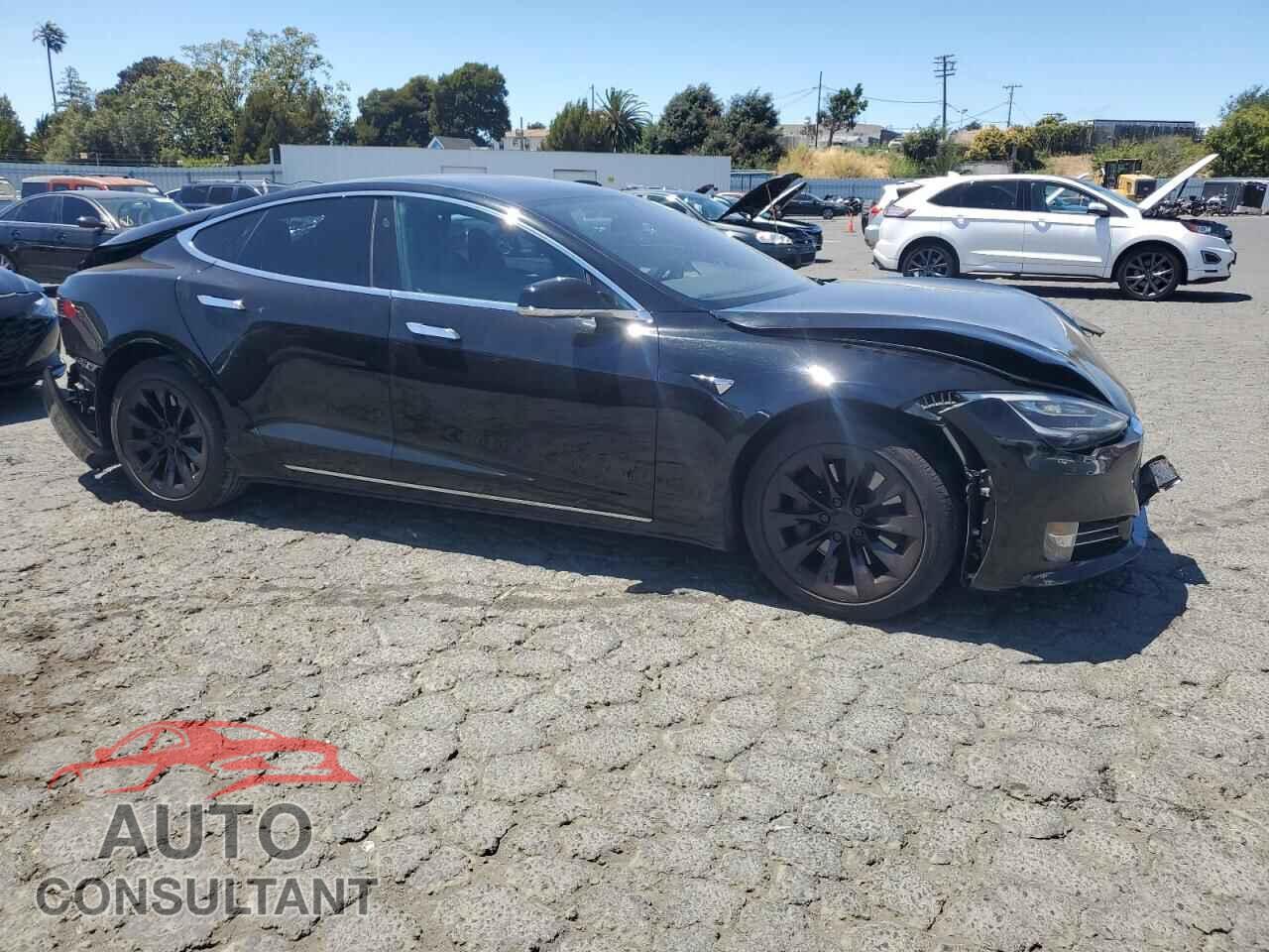 TESLA MODEL S 2018 - 5YJSA1E21JF295148