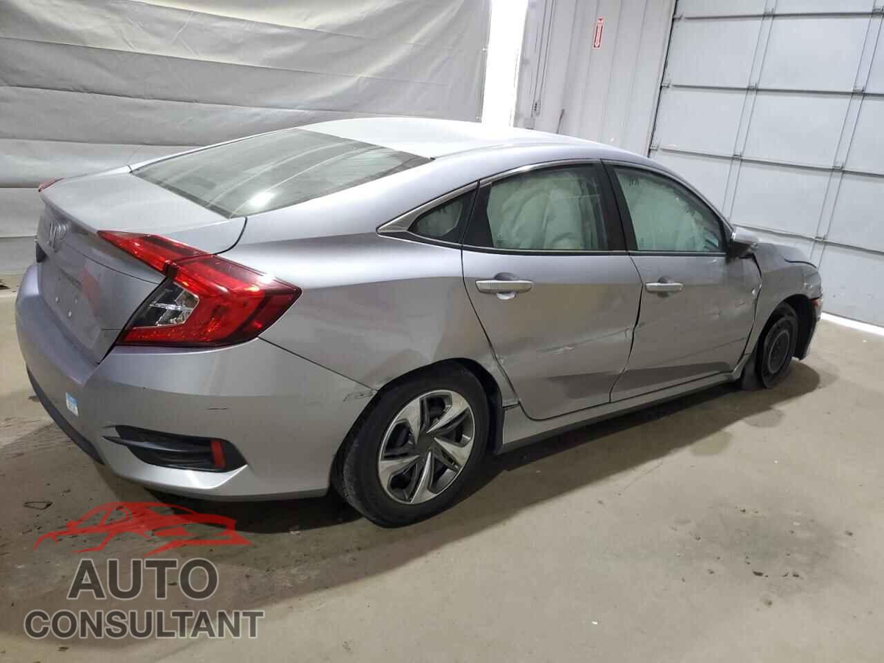 HONDA CIVIC 2018 - 2HGFC2F55JH530849