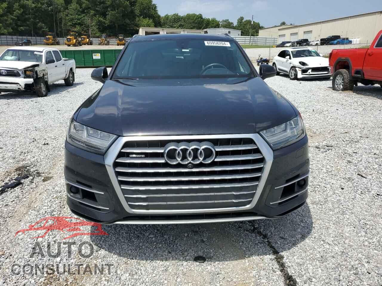 AUDI Q7 2017 - WA1VAAF76HD045259