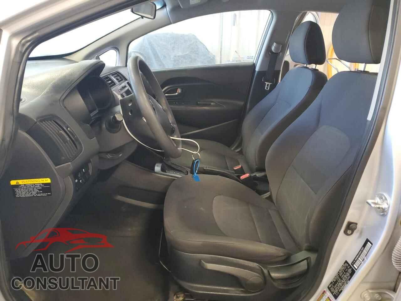 KIA RIO 2013 - KNADM4A35D6172921