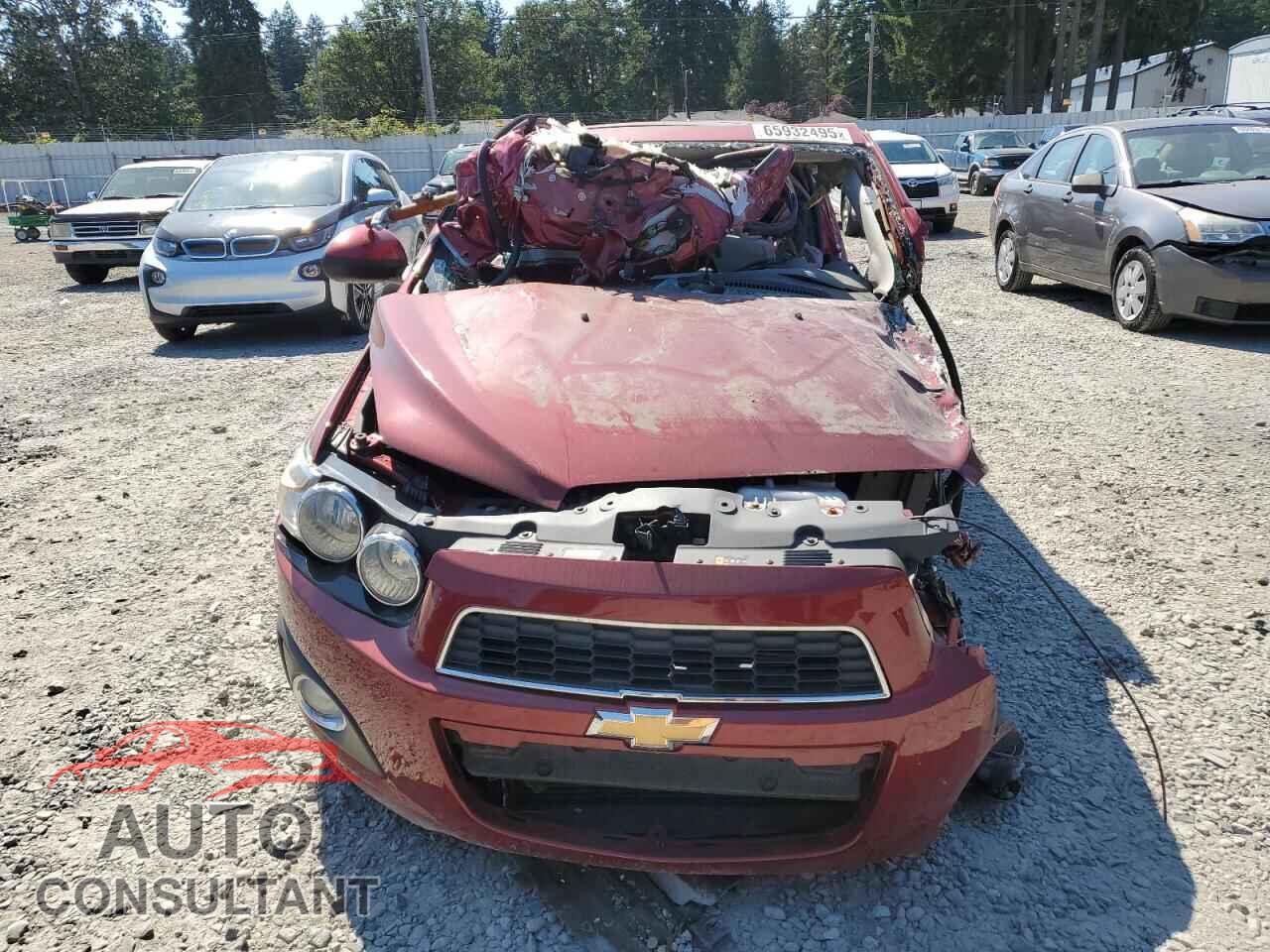 CHEVROLET SONIC 2013 - 1G1JE6SB4D4187015