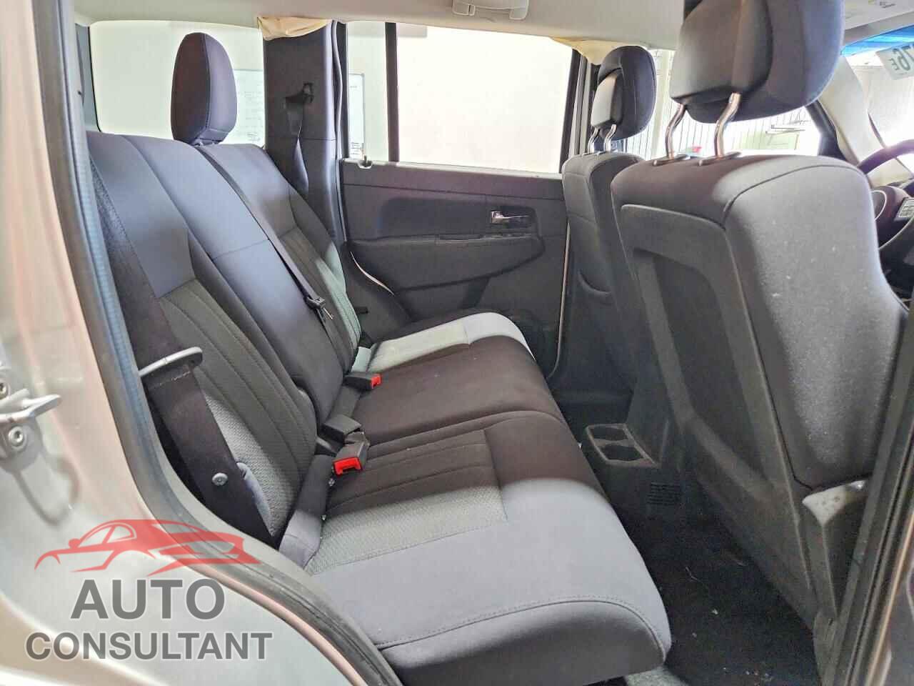 JEEP LIBERTY 2011 - 1J4PN2GK5BW566832