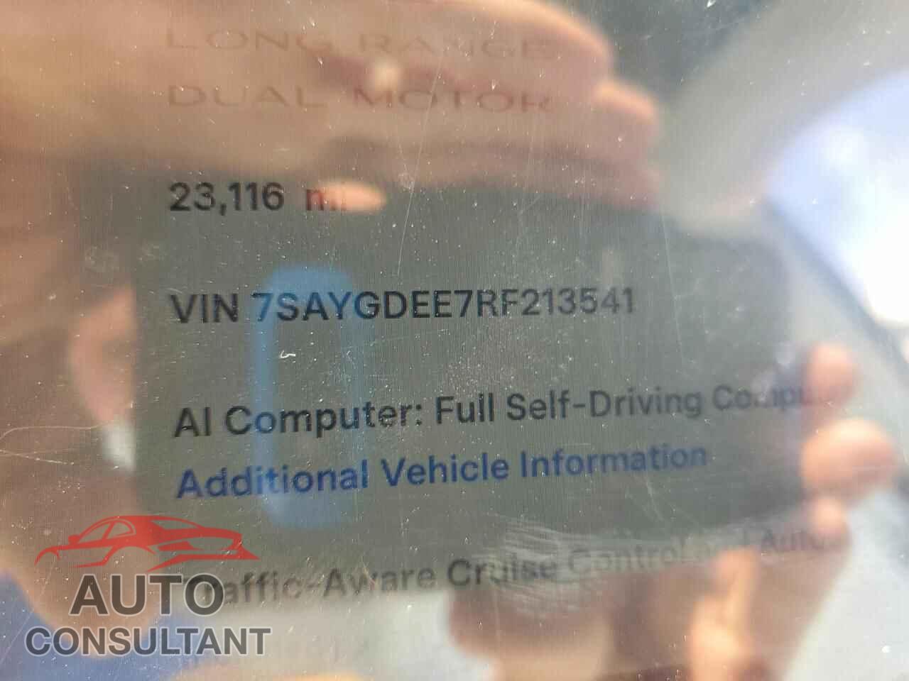 TESLA MODEL Y 2024 - 7SAYGDEE7RF213541