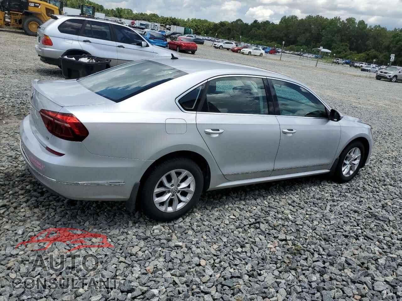 VOLKSWAGEN PASSAT 2017 - 1VWAT7A31HC052449