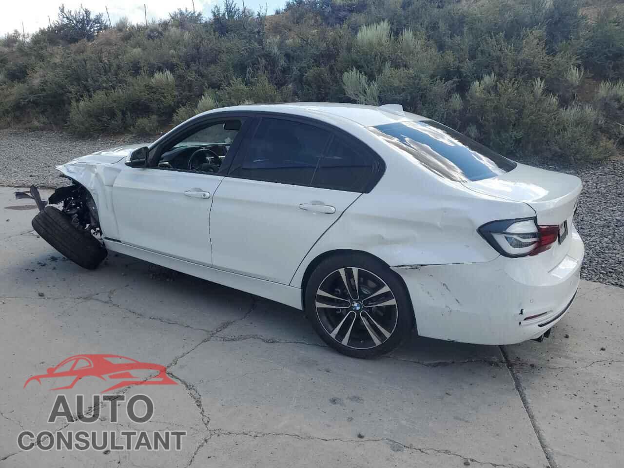 BMW 3 SERIES 2018 - WBA8B9C52JEE80961