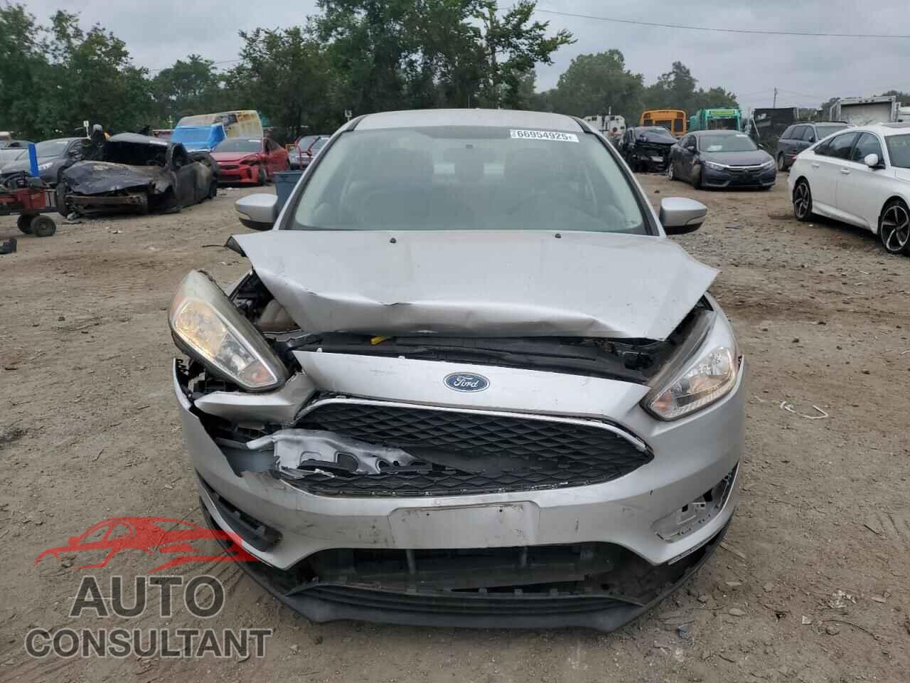 FORD FOCUS 2015 - 1FADP3F21FL349687