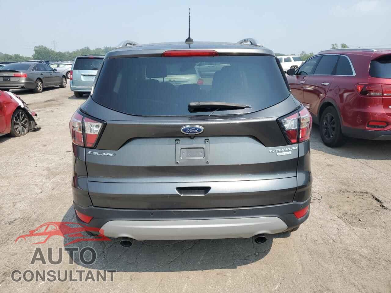 FORD ESCAPE 2017 - 1FMCU0J93HUE66519