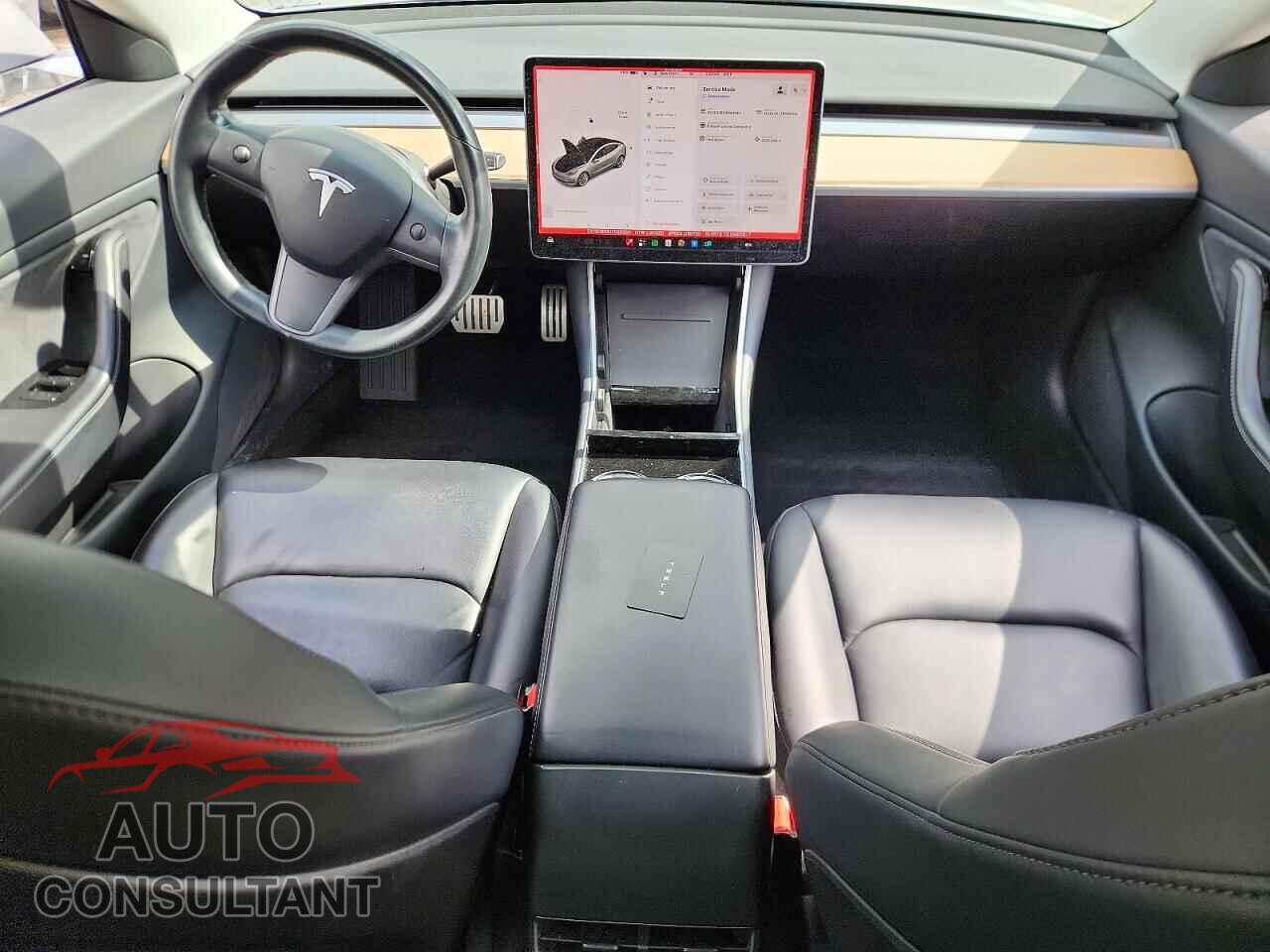 TESLA MODEL 3 2018 - 5YJ3E1EB5JF083393