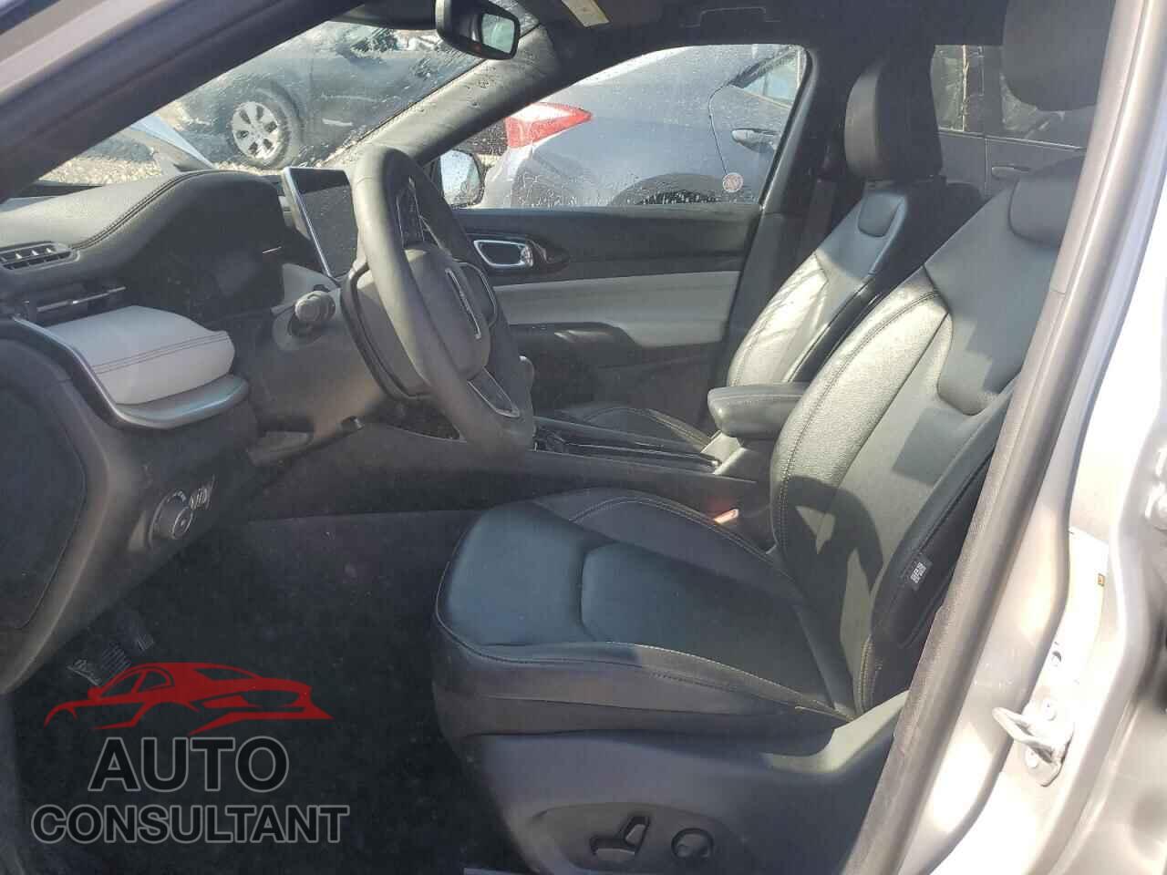 JEEP COMPASS 2025 - 3C4NJDCN6ST546079